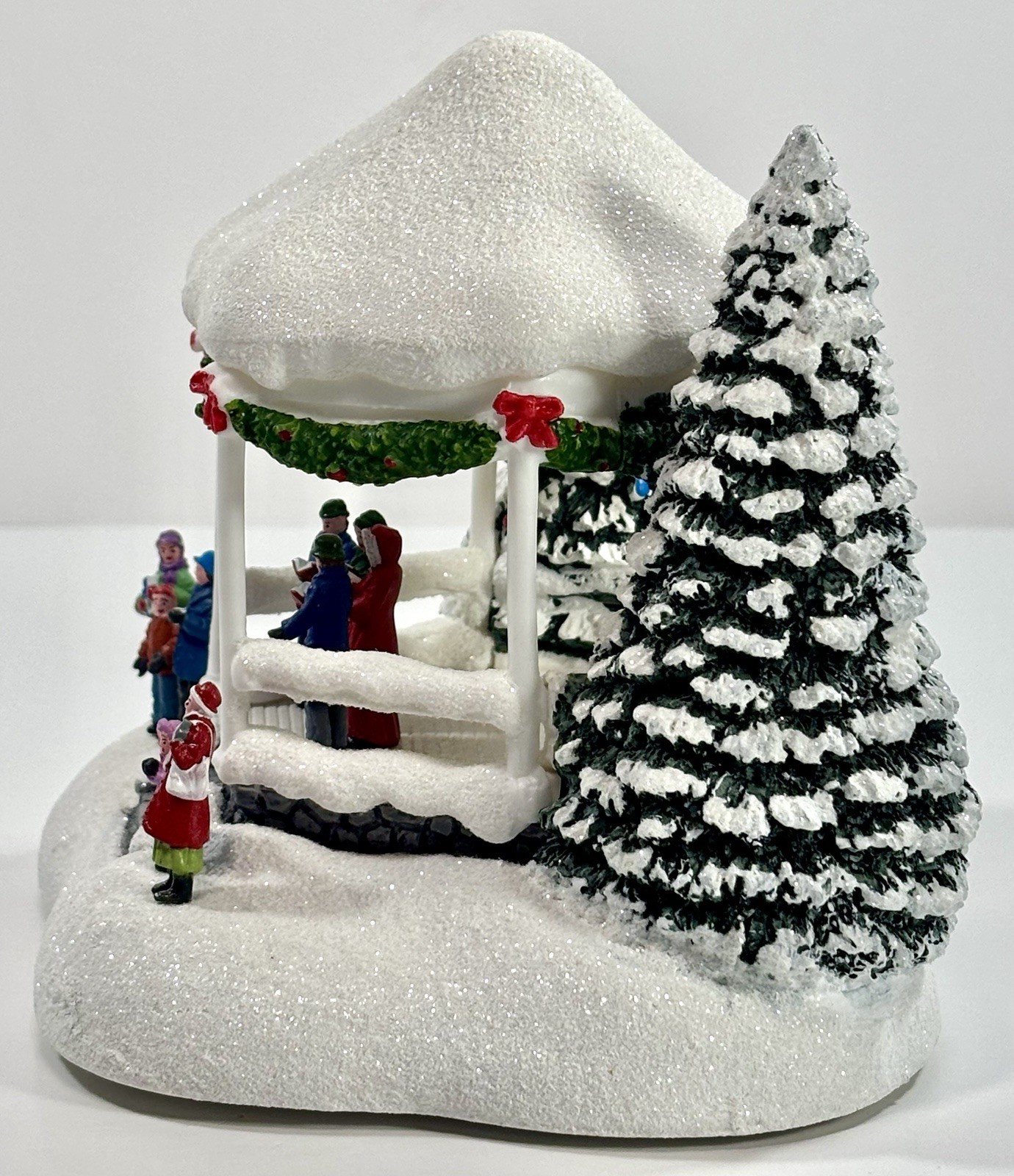Thomas Kinkade Teleflora 2023 Sweet Sounds of Christmas Lighted Carolers Gazebo