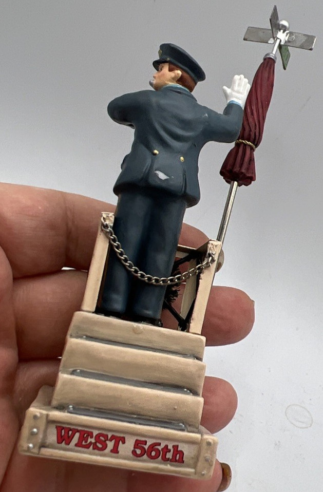 Traffic Policeman #59421 Department 56 Christmas In The City Holiday Figurine