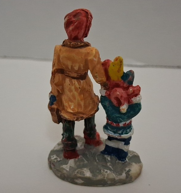 Lot Of 10 Unbranded Polyresin Christmas Village Figurines 1.75 To 2 Inches