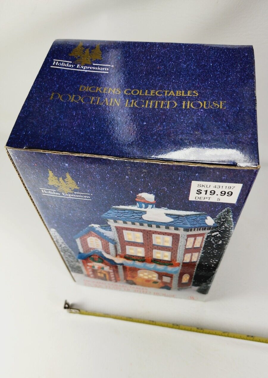 1993 dickens collectibles Porcelain lighted house grocery store NIB w/light