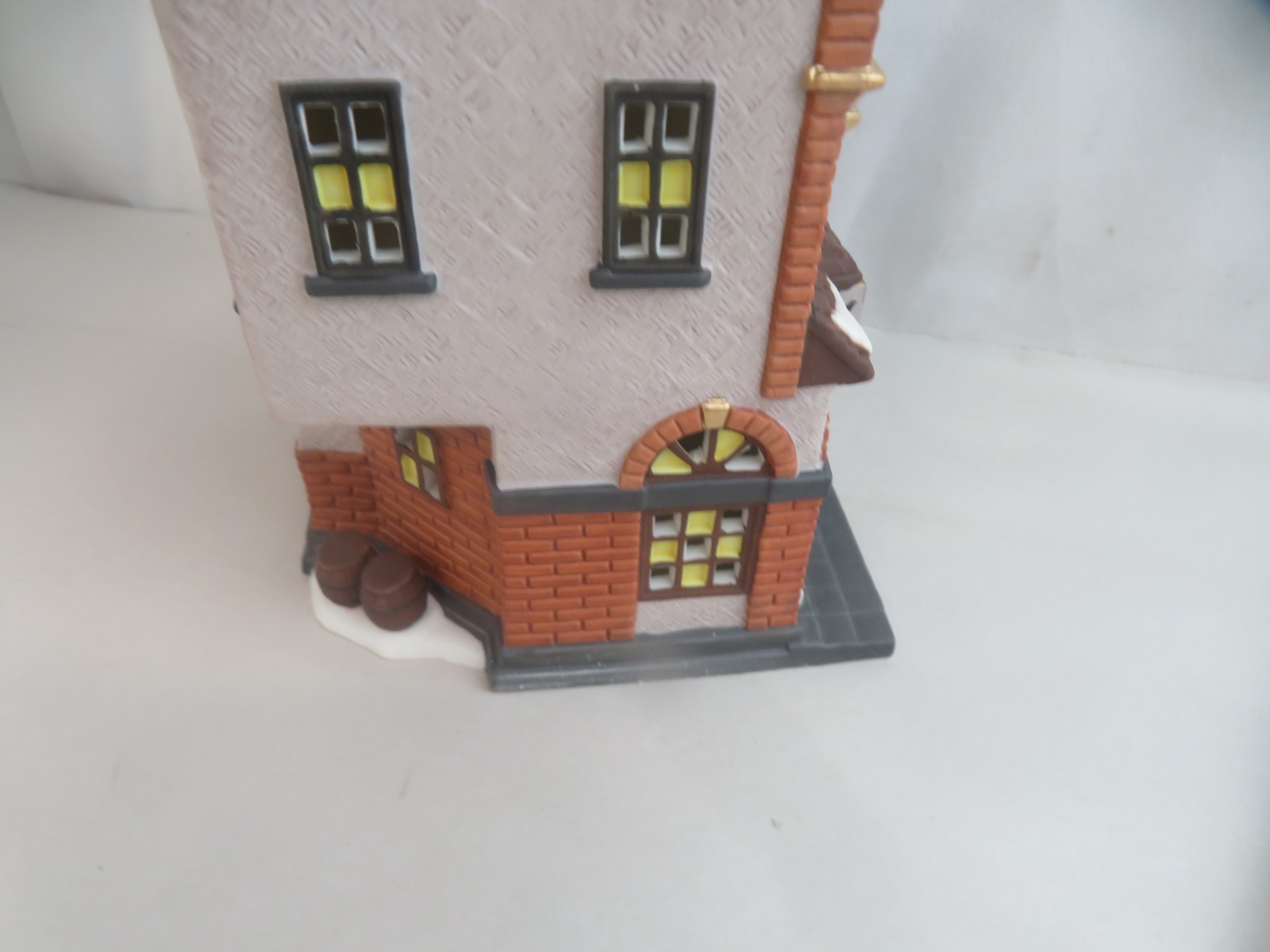 Department 56 Potters Tea Seller 58807