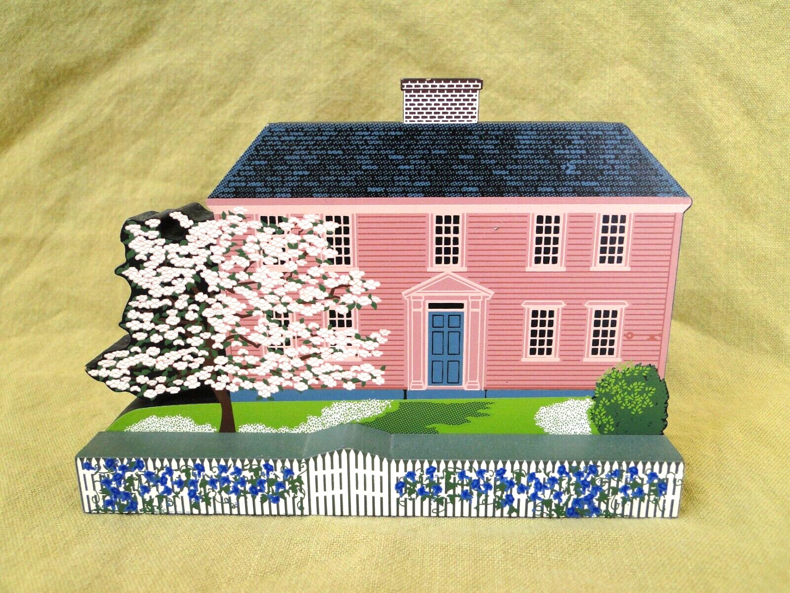 Vintage 1998 Shelia’s Munroe Tavern Lexington, Massachusetts