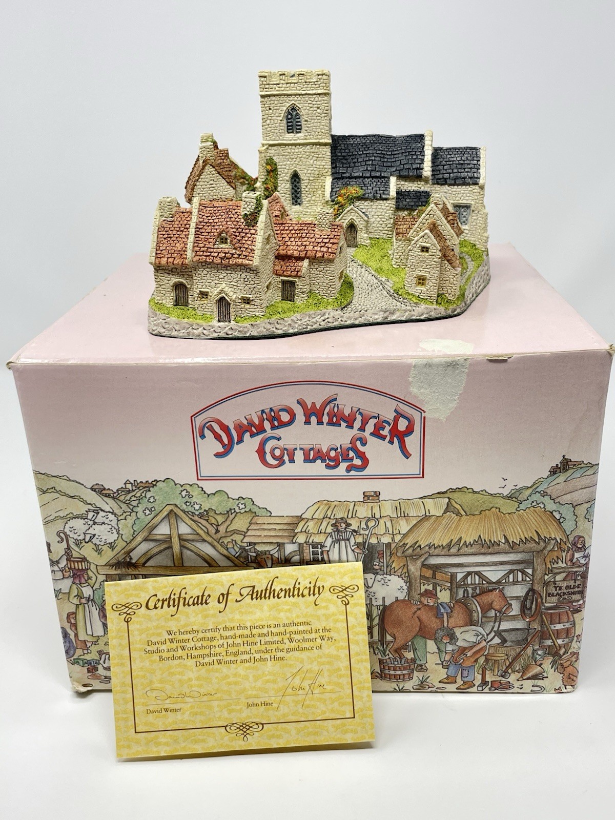 David Winter Cotswold Village Cottage 1982 Regions Collection in Box w/ COA