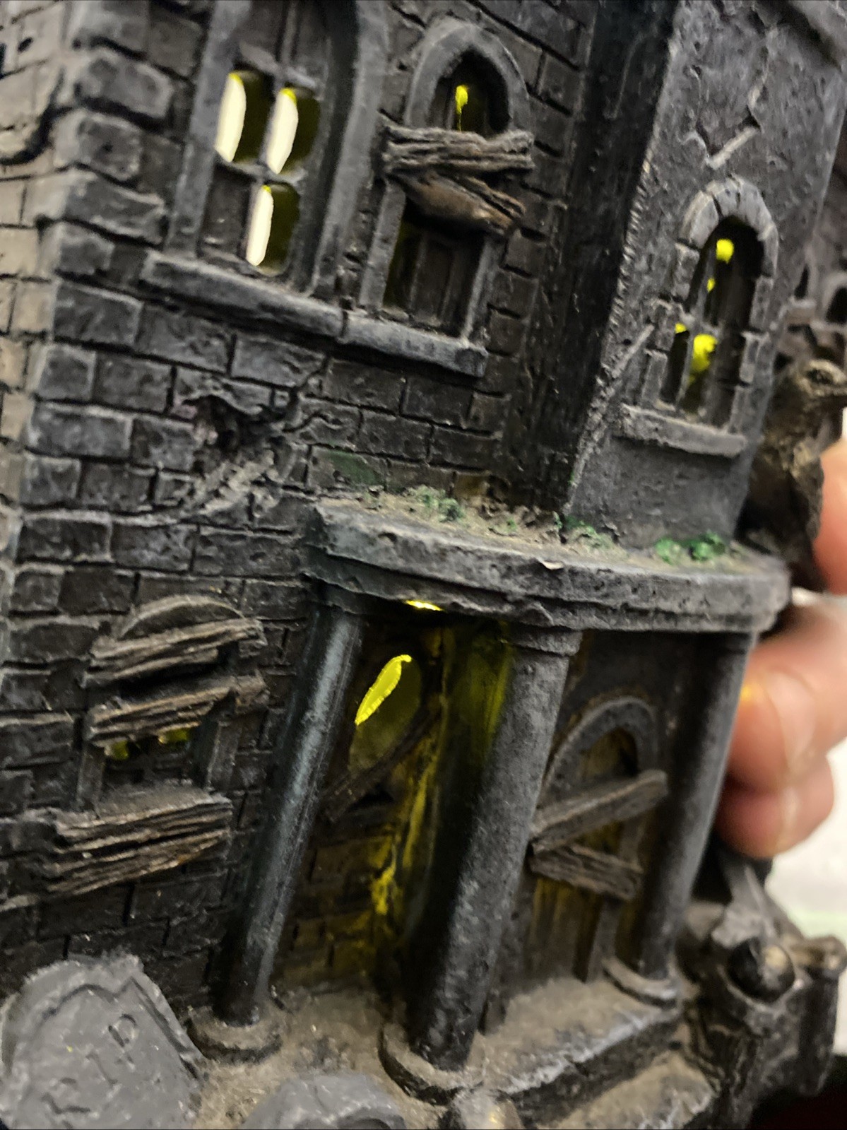 Psycho House Resin Light Up Halloween Haunted House 9.5”