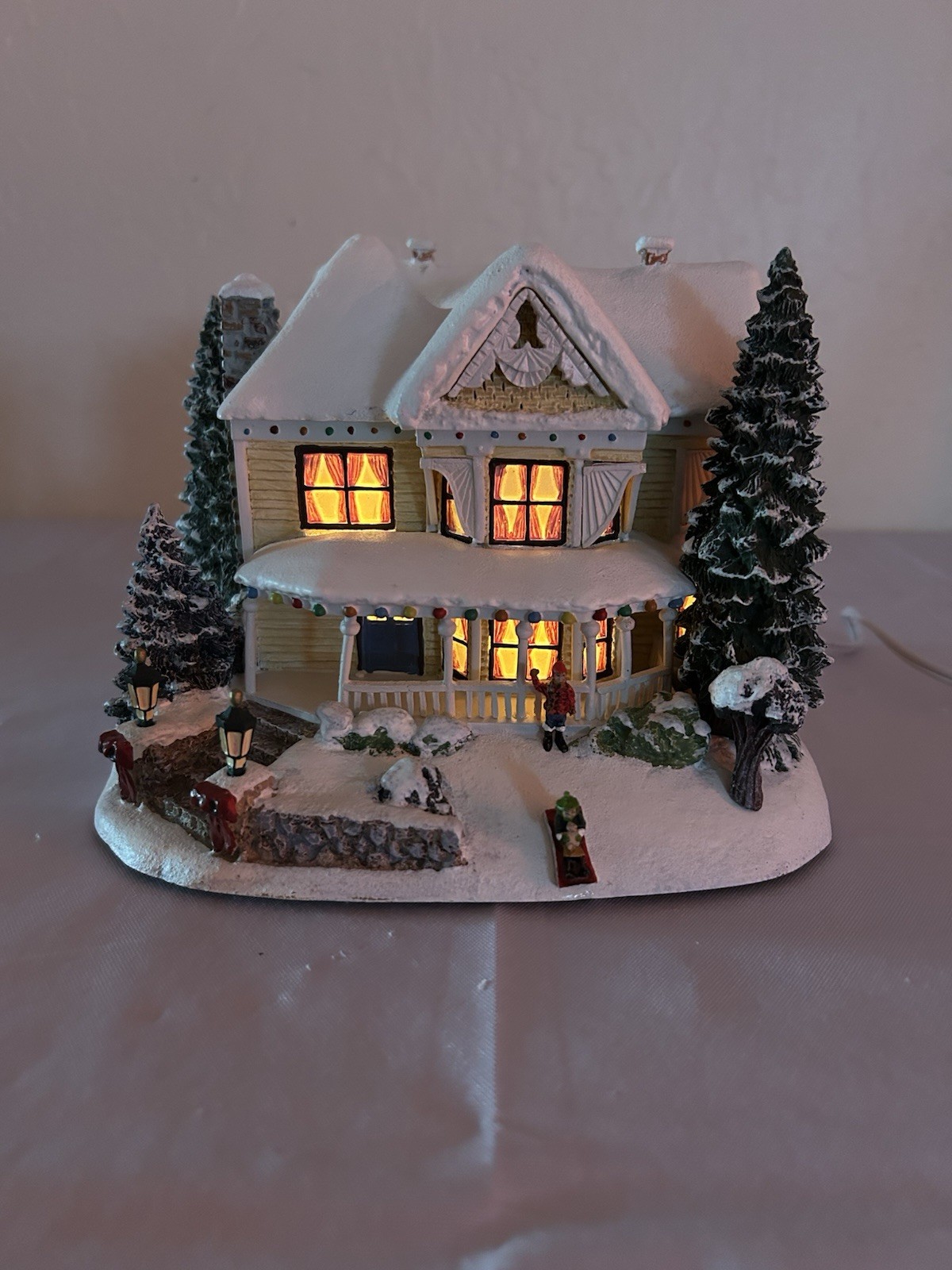 Hawthorne Village Thomas Kinkade Victorian Homestead Christmas Collection