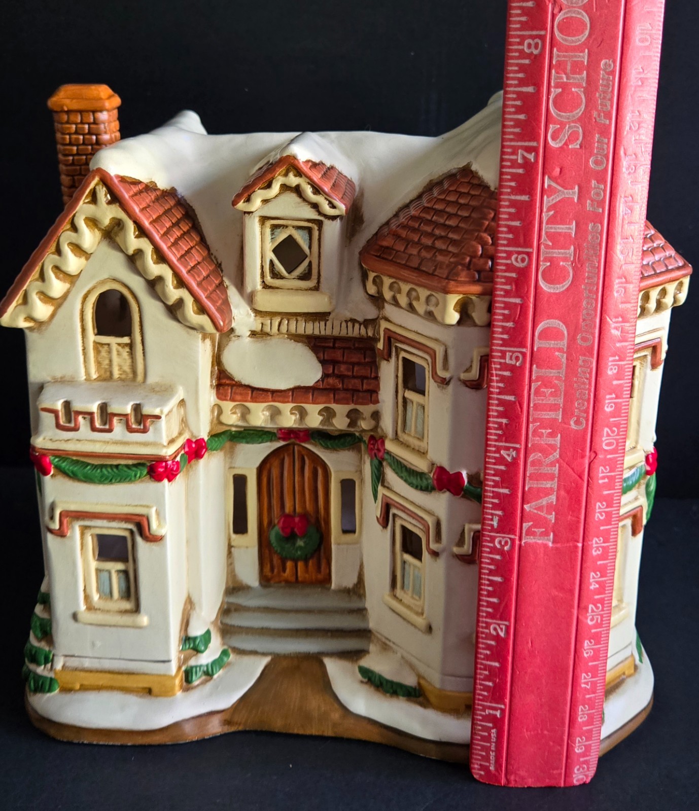 Colonial Christmas Village by Geo Z. Lefton 1994 Queens Gate CWD 01329 W/ Box