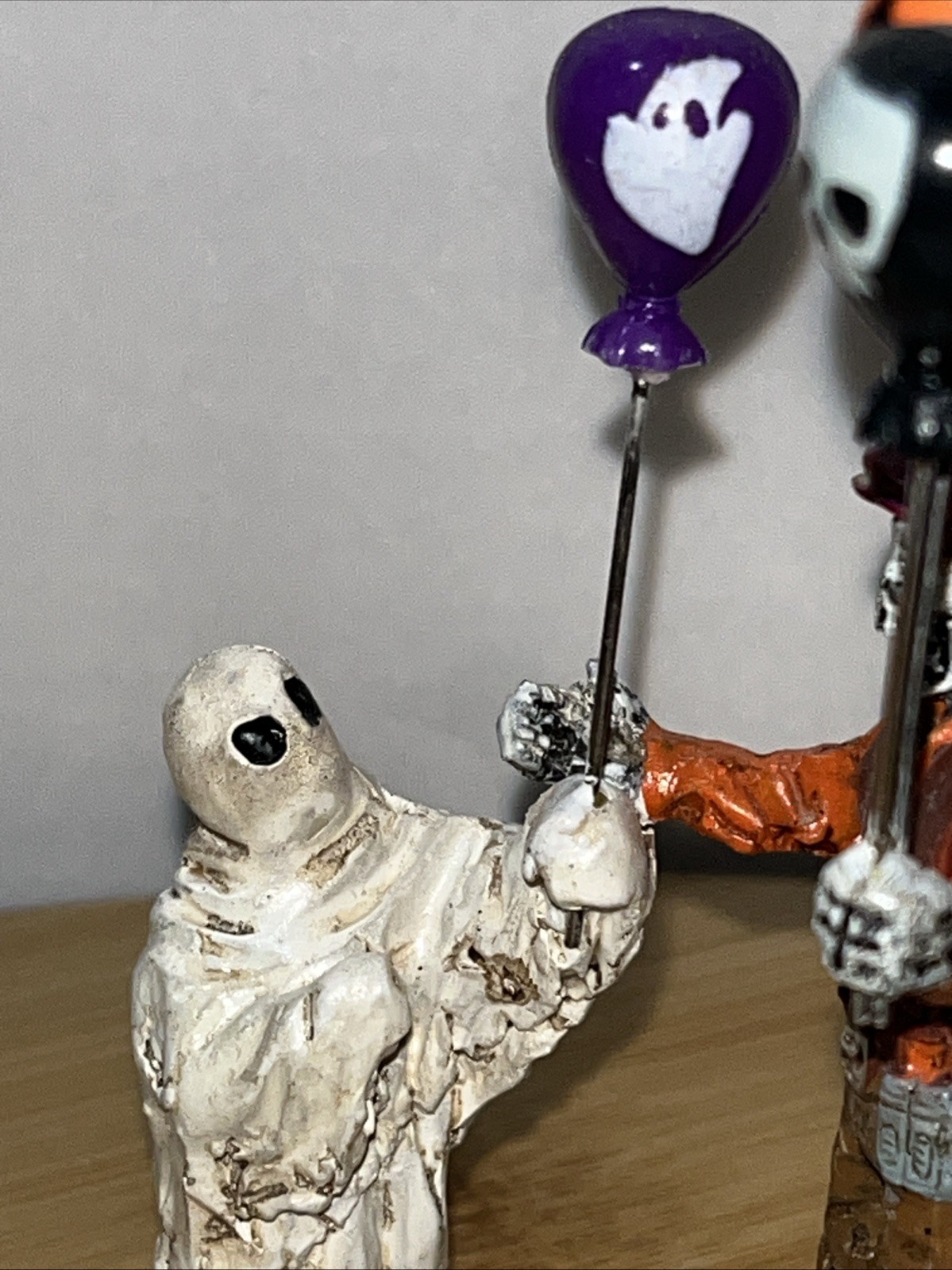 BOOLLOON Balloon SELLER Zombie Ghost LEMAX SPOOKY TOWN Halloween Retired 02800