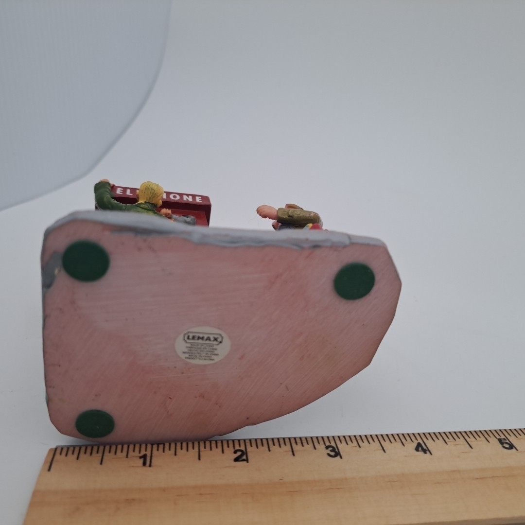 Rare Retired Lemax Occupied # 23946 How Many Can Fit In Phone Booth Christmas Vi