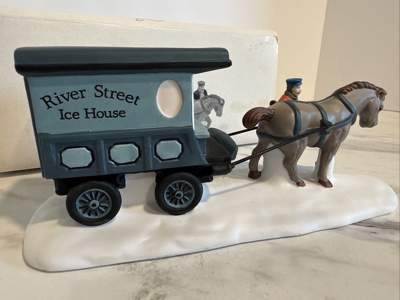 Dept 56 Christmas In The City River Street Ice House Cart #59595 Vintage w/Box