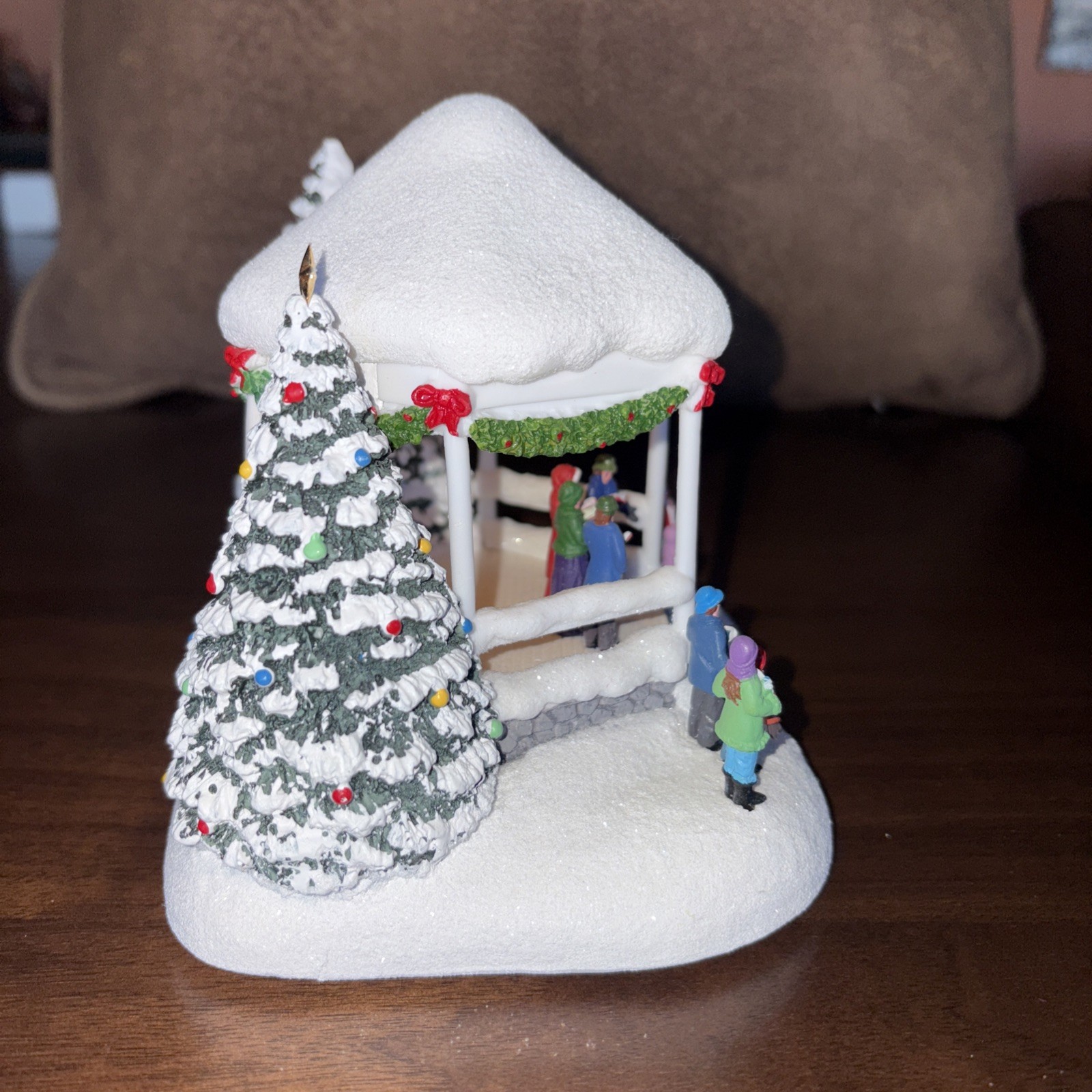 2023 Thomas Kinkade Teleflora Sweet Sounds Of Christmas w/ Batteries WORKS