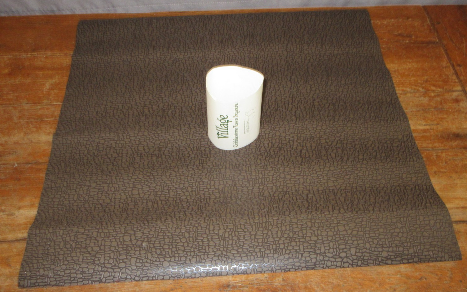 Dept 56 Cobblestone Town Square 23.5″ x 23.5″ 52602 Display Mat