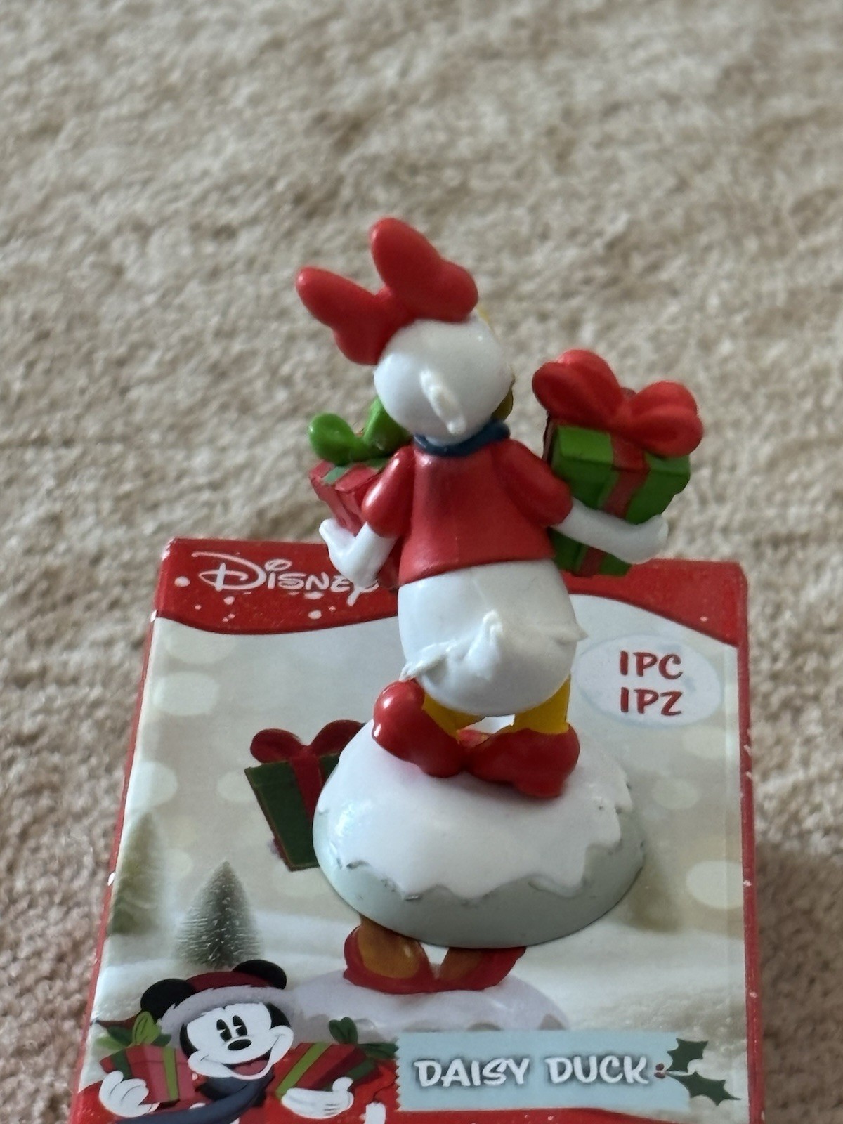 NEW, Ruz Disney Daisy Duck Presents Christmas Village Figure Decorative 2” Mini