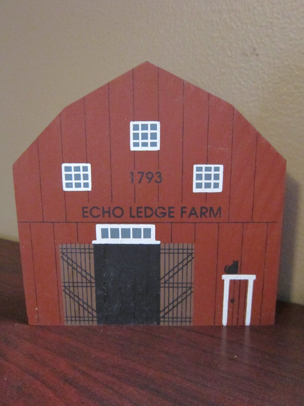 VERMONT BARN CAT’S MEOW VILLAGE AMERICAN 1992 BARN SERIES REAL WOOD CLEAN!!