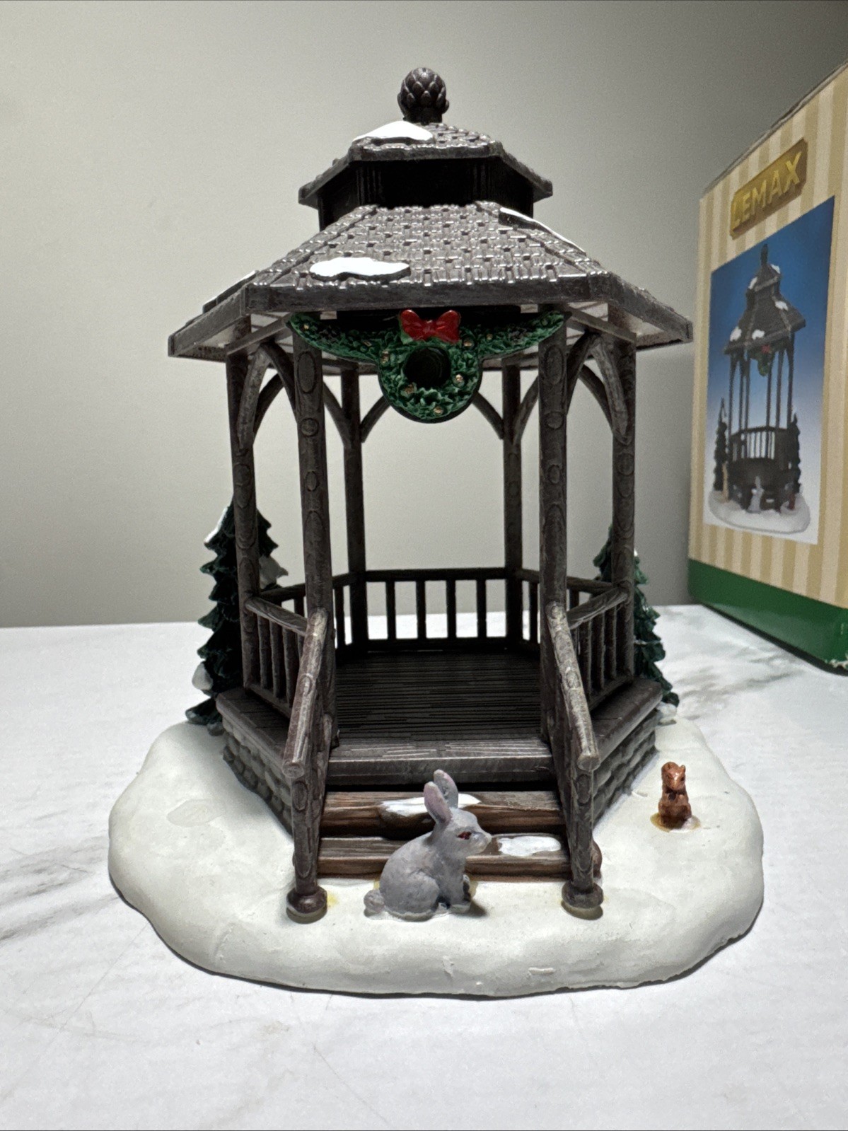 LEMAX Winter Gazebo #43084 Wooden Accessory in Box Same Day Shipping