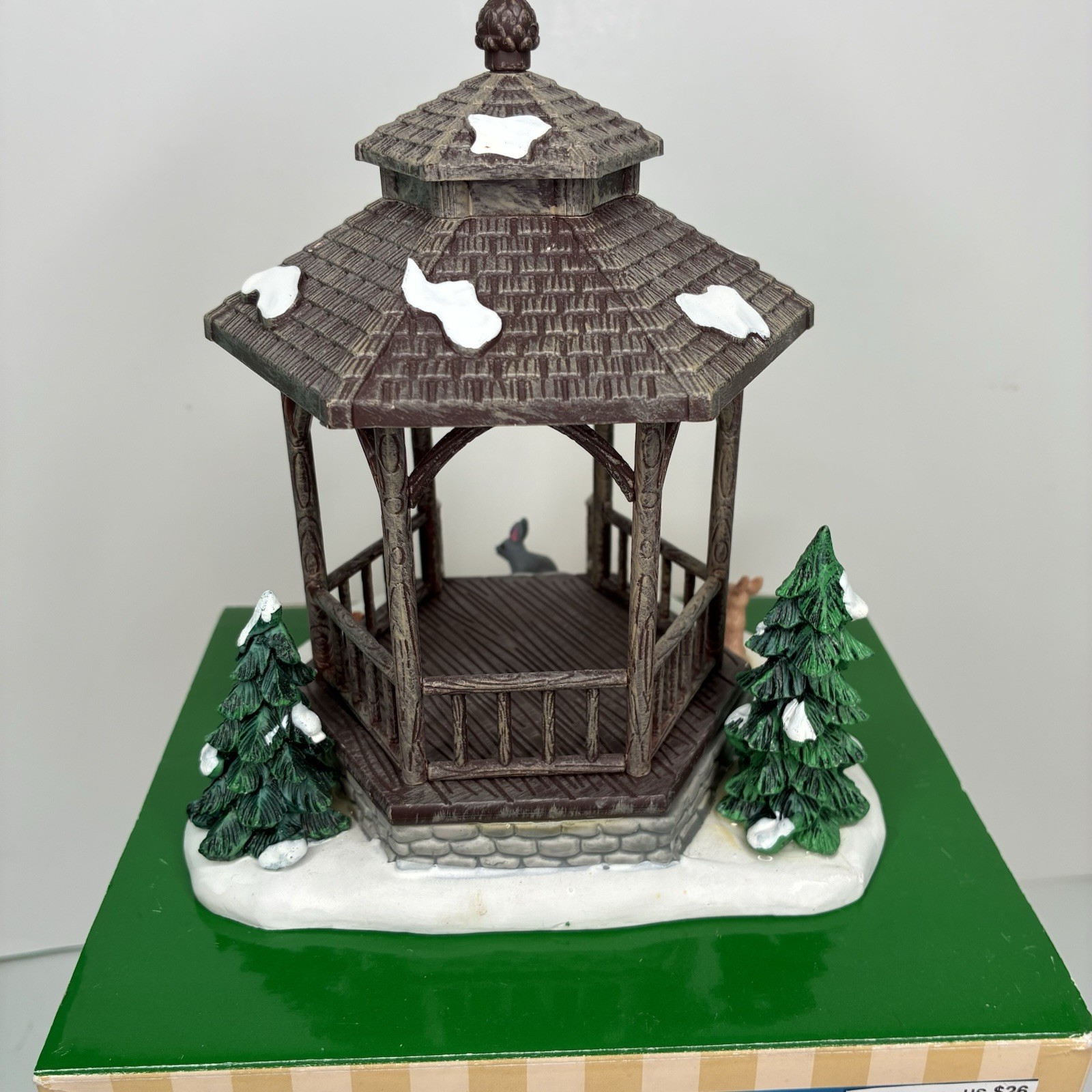 Lemax #43084 Winter Gazebo Table Accent Boxed 2014 Christmas Village