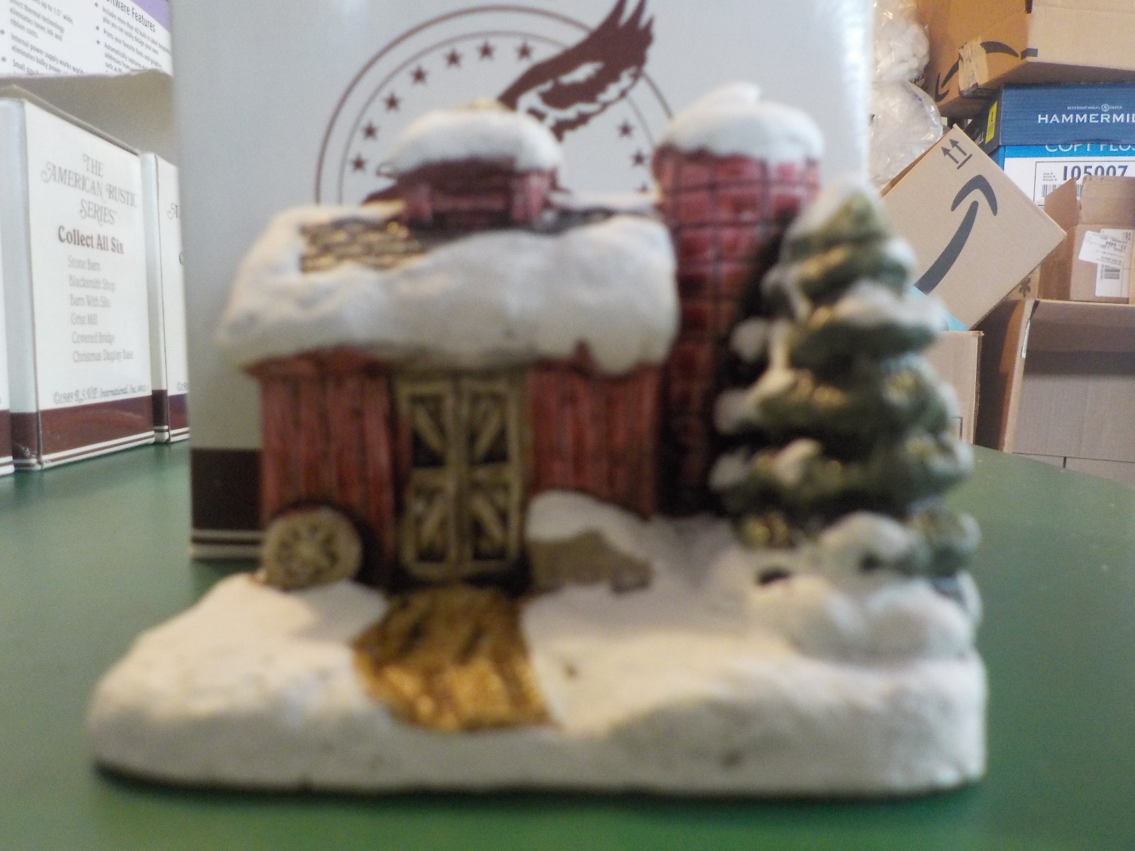 The American Rustic Series : BARN WITH SILO (SH)