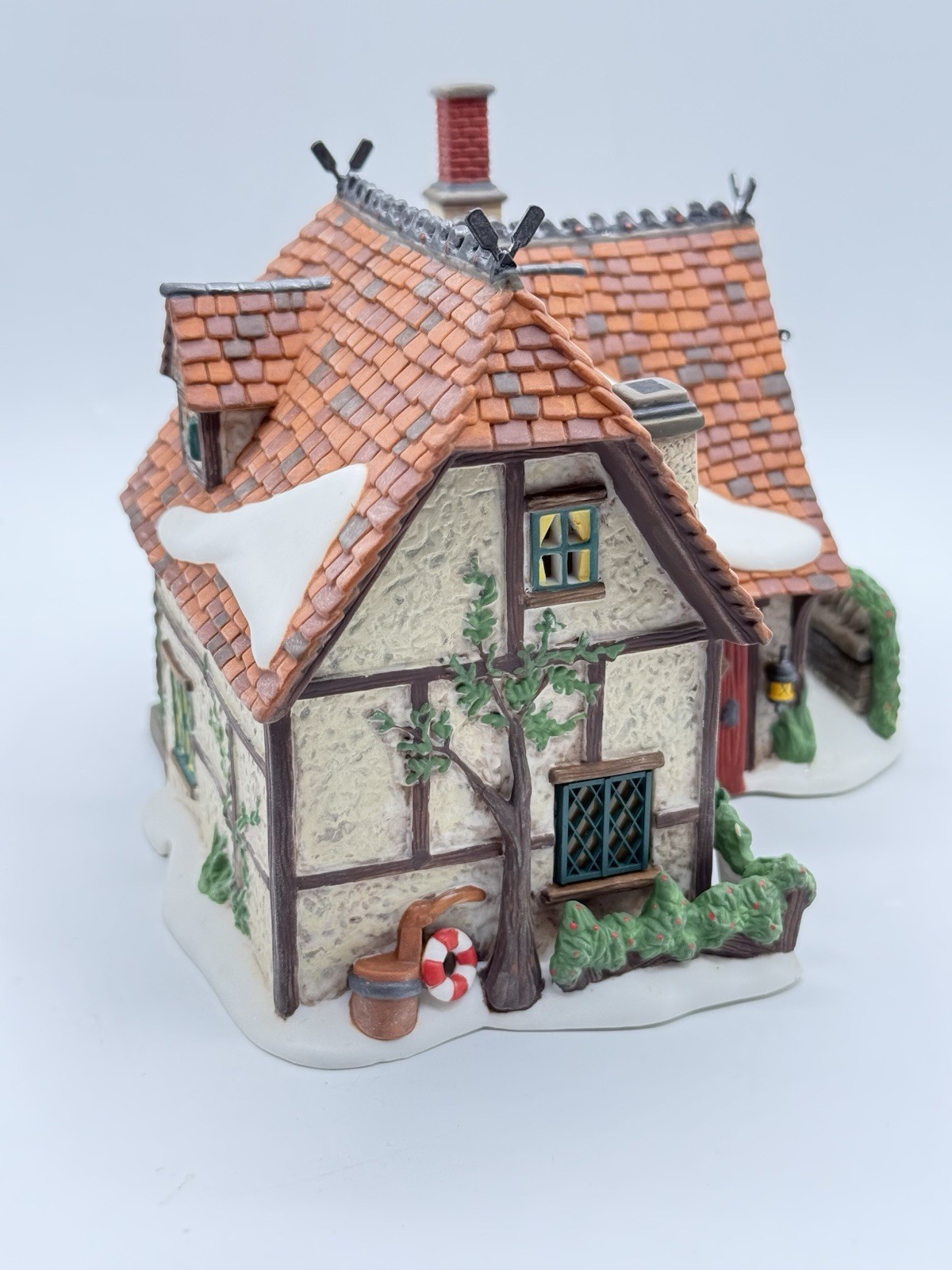 Dept 56 Dickens’ Village Abington Lock Keeper’s Residence 56.58474 Retired
