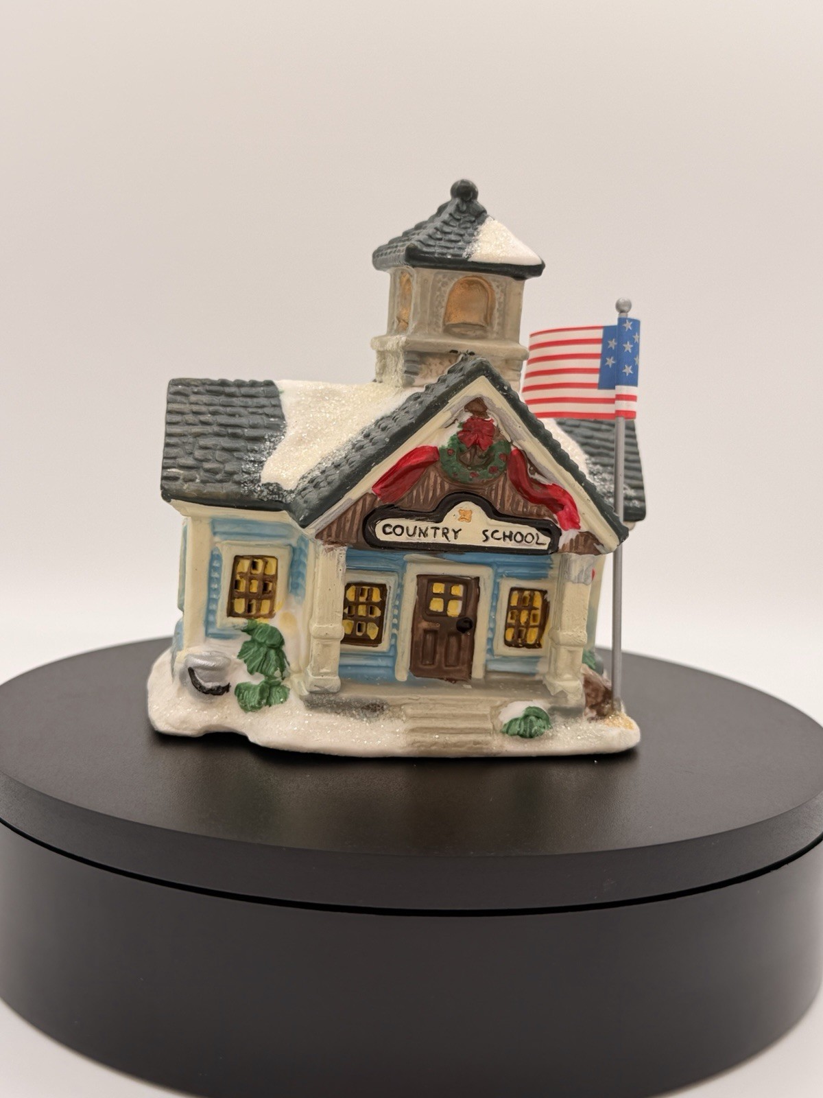 2003 Cobblestone Corners Christmas Village School Country Education (B25)