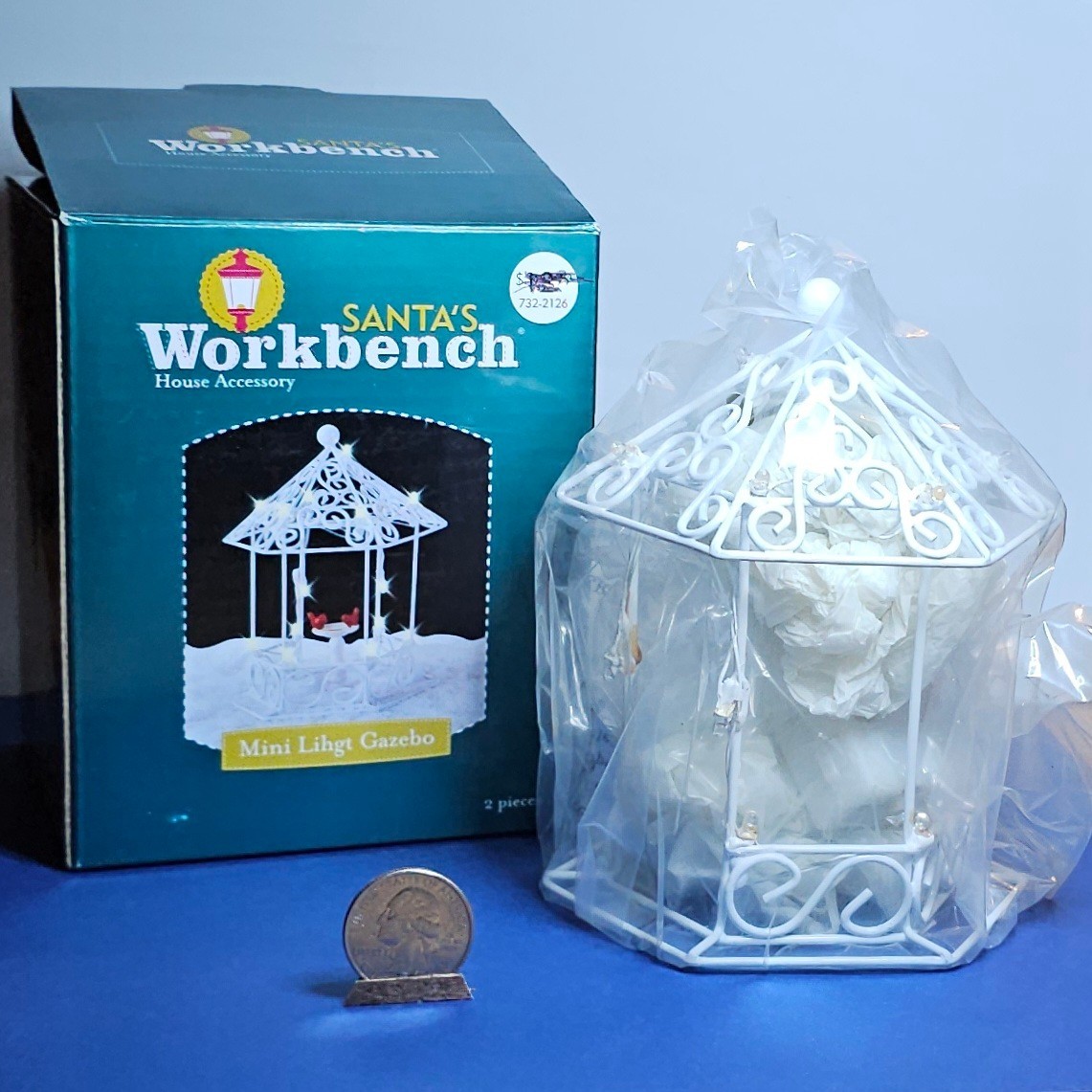 Santa’s Workbench Mini Light Gazebo 2002 Lighted Village Accessory 732-2126 NIP