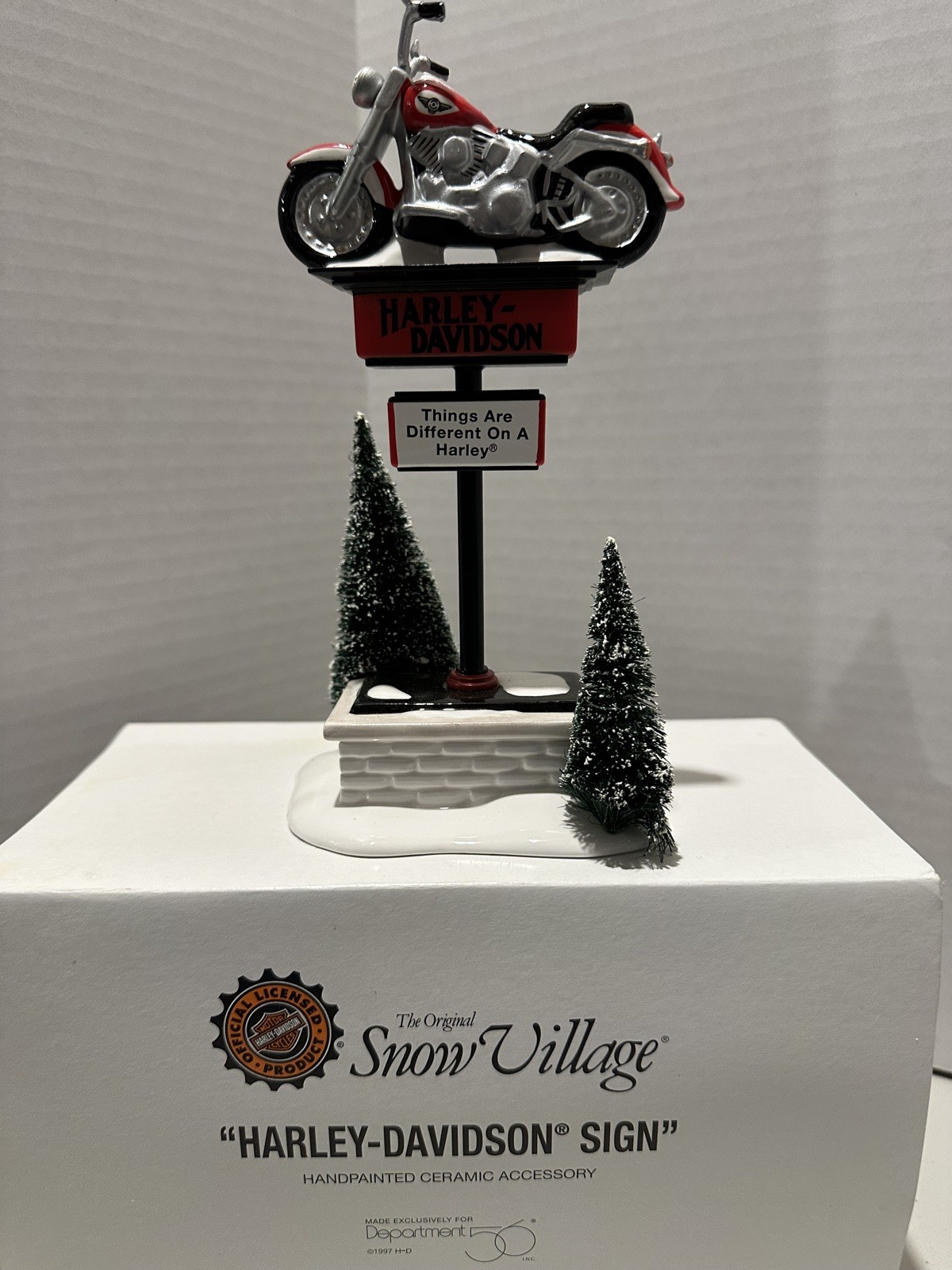Dept 56 The Original Snow Village Harley-Davidson Sign 54901 RETIRED w/ Box