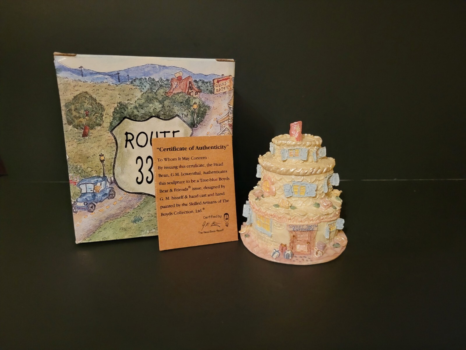 Boyds Bear Route 33 1/3 Villages Baileys Frosted Cottage Figurine Village 19900