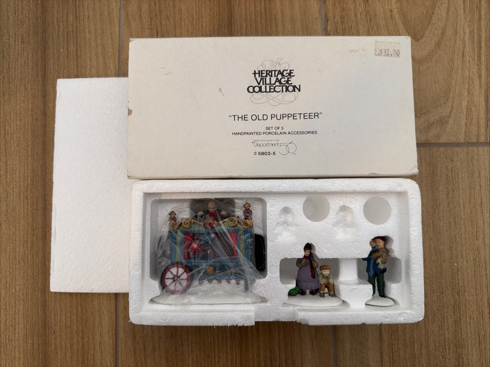 DEPARTMENT 56 Heritage Village Collection THE OLD PUPPETEER Set of 3 #5802-5