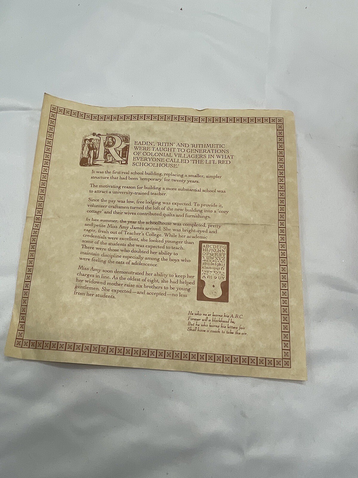 Lefton Colonial Village School 1986 Byron Wood 05821 Porcelain Lighted