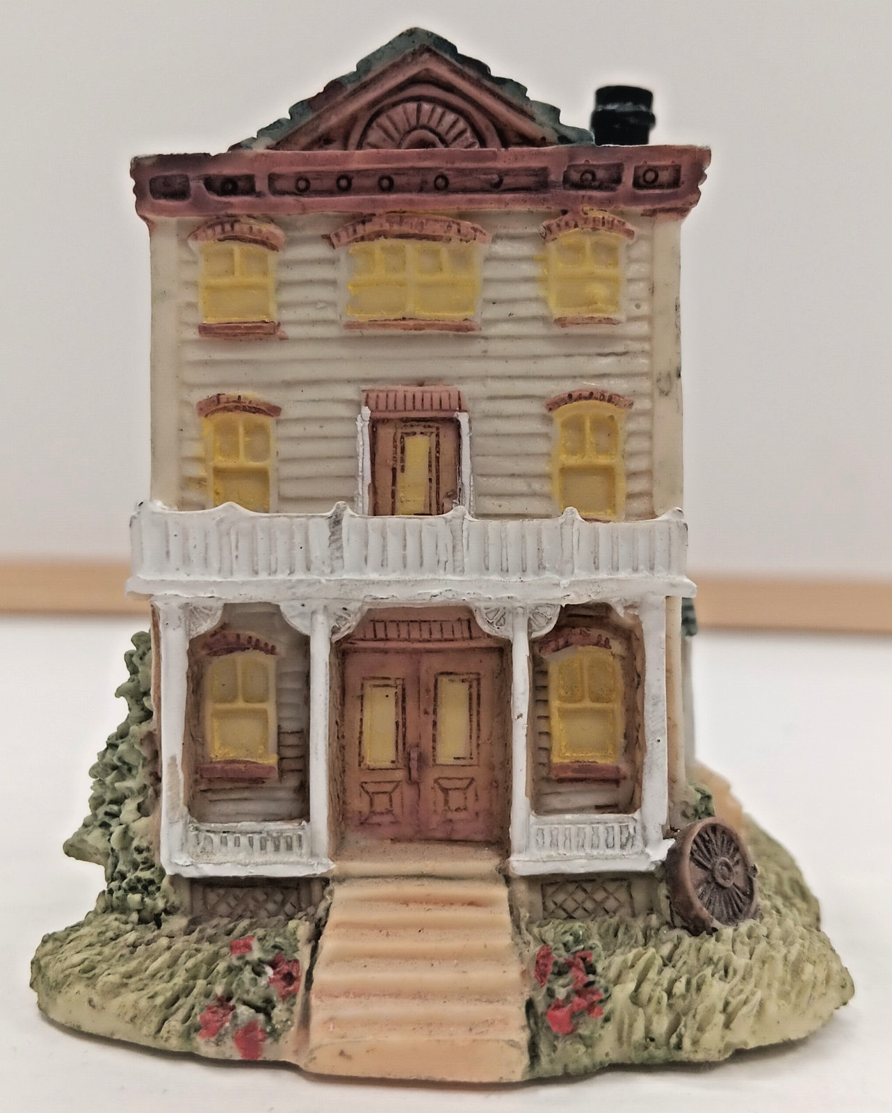 Rev. Watkins’ House AH45 1994 Liberty Falls Village Miniature Building NO BOX