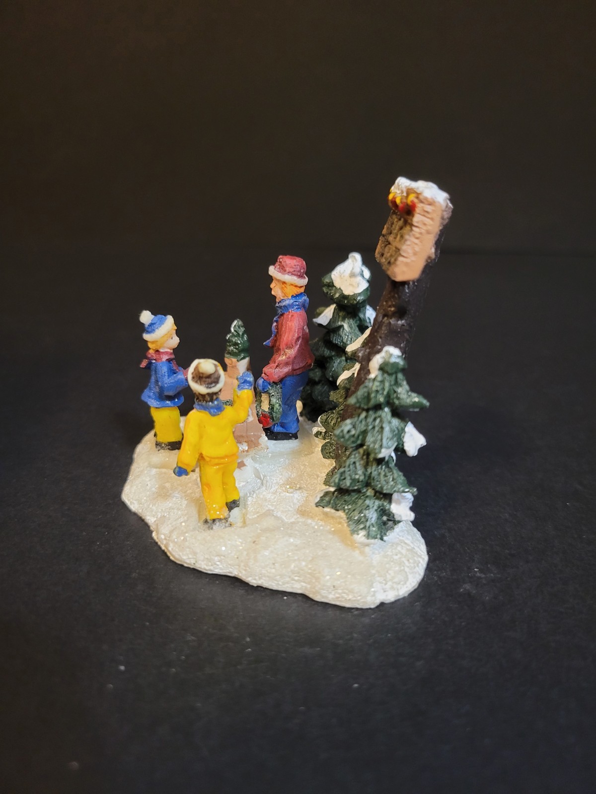 Holiday Time Santas Workbench Christmas Village Tree Lot Sale Seller Vendor