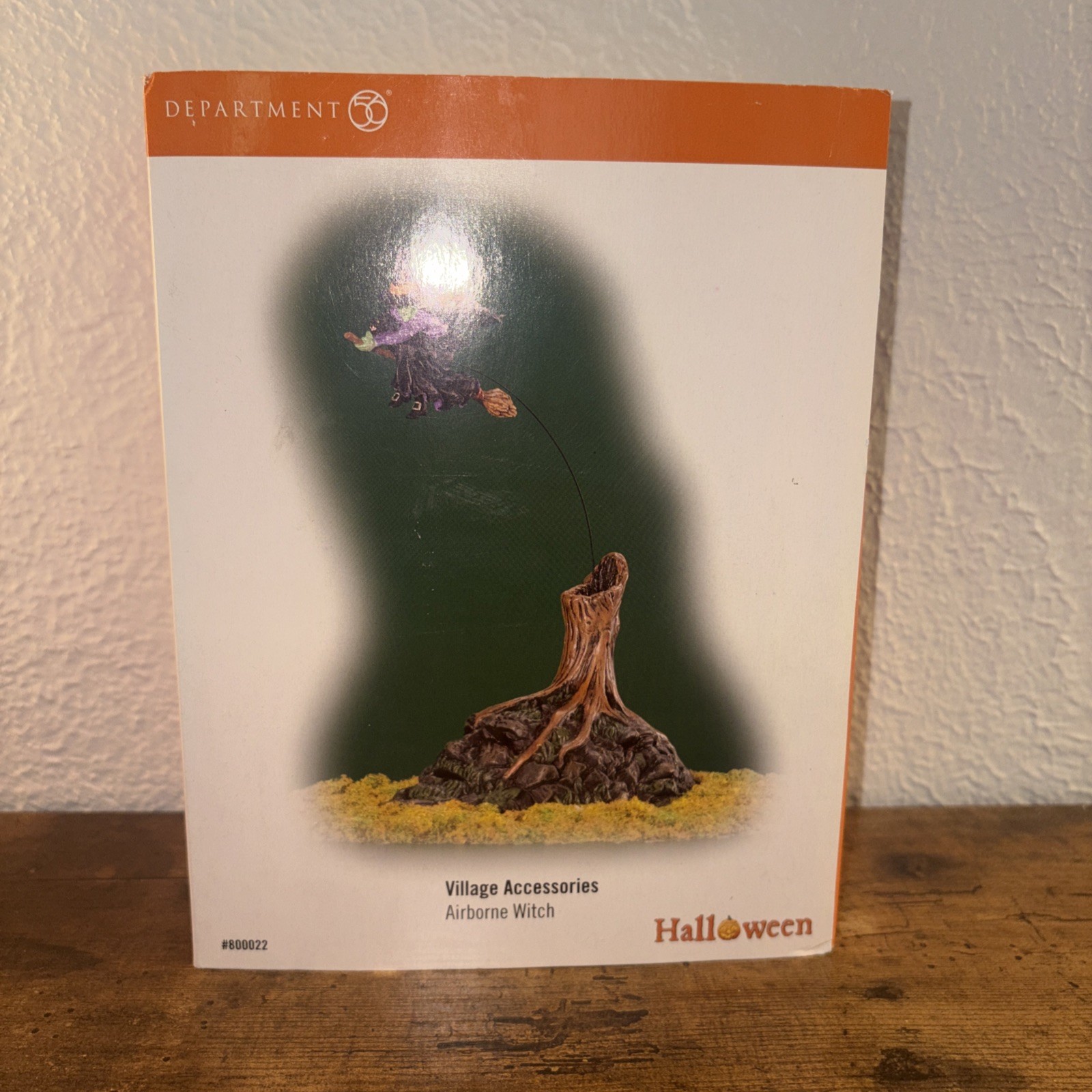 Dept 56 Halloween Village Accessories Airborne Flying Witch 800022 department 56