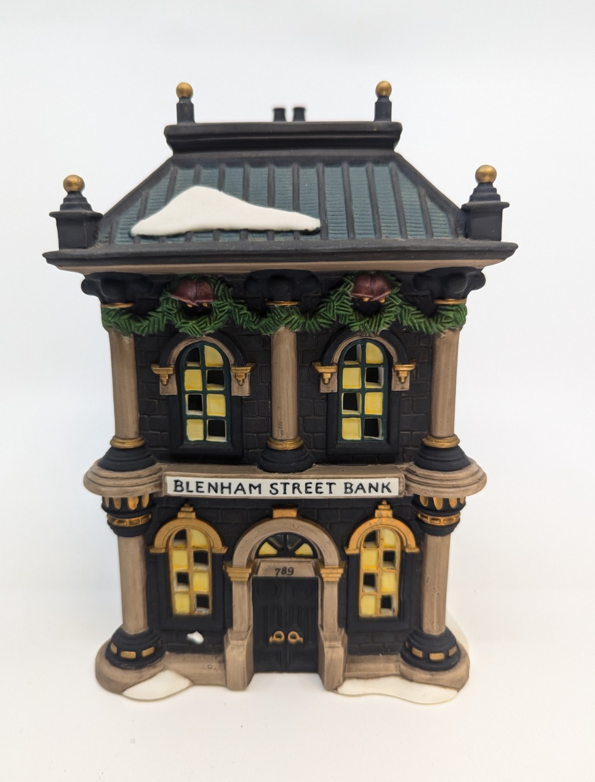 Vintage 1995 Department 56 Dickens’ Village Series Blenham Street Bank #58330