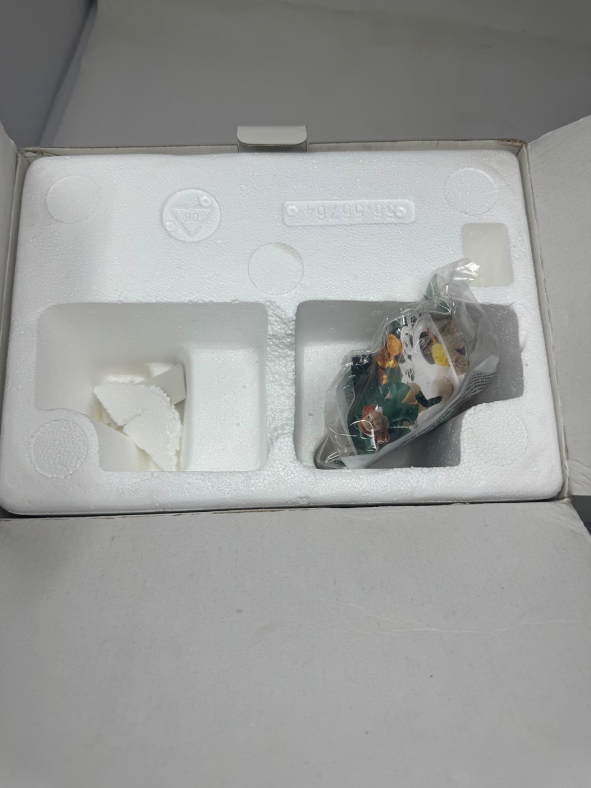 Department 56 North Pole Series Polar Roller Rink Animated Lighted Boxed 2002