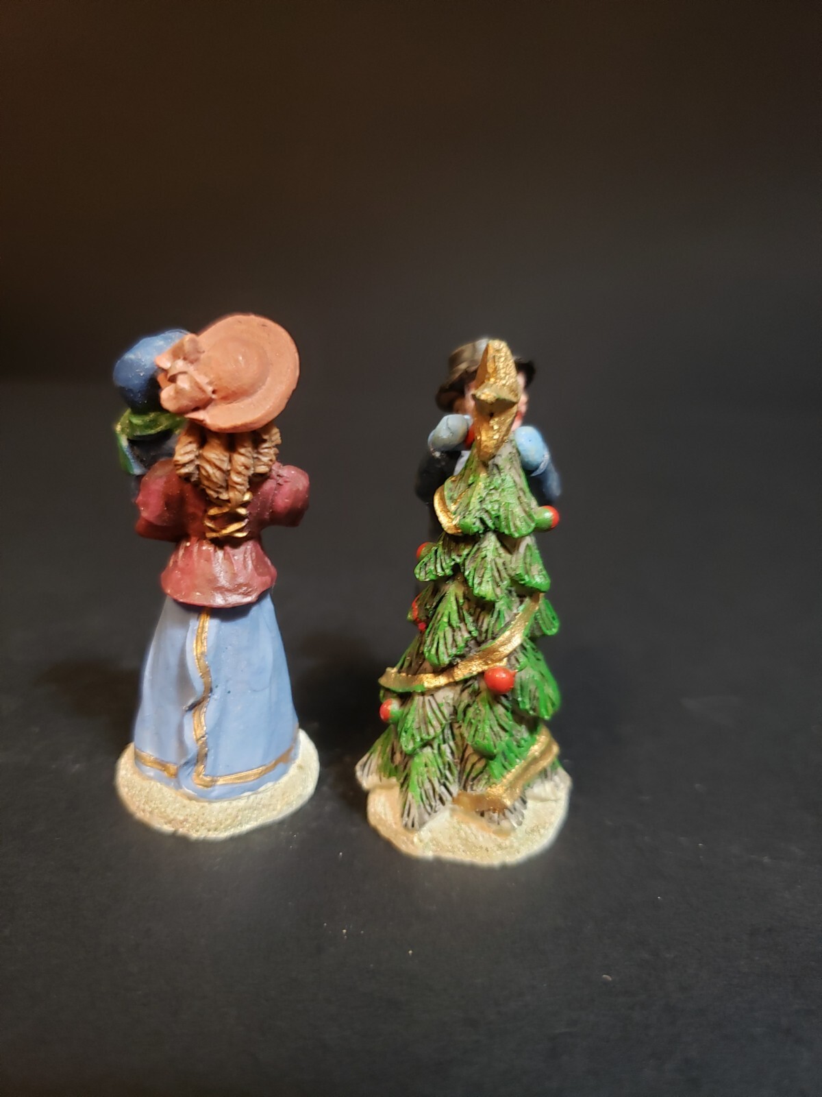 Holiday Time Santas Workbench Christmas Village Family Decorating Tree Star