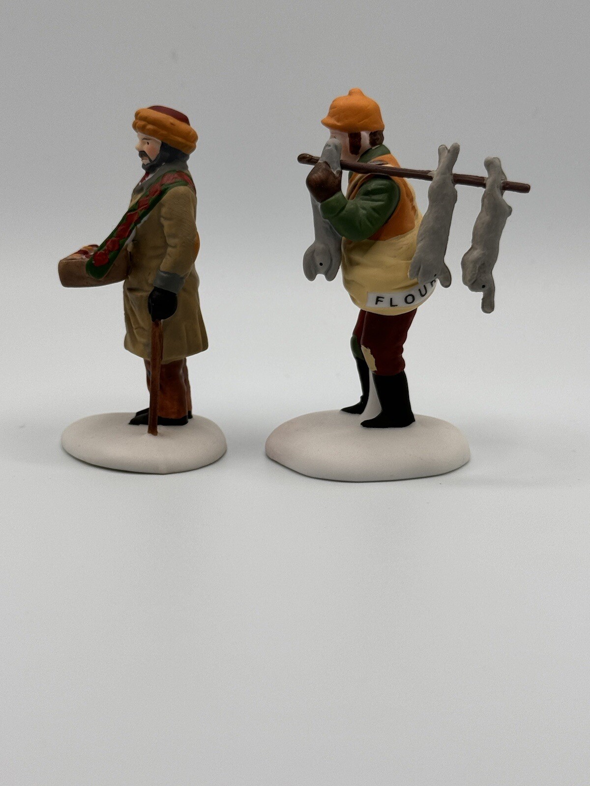 RETIRED DEPARTMENT 56 HERITAGE VILLAGE STREET PEDDLERS #5804-1