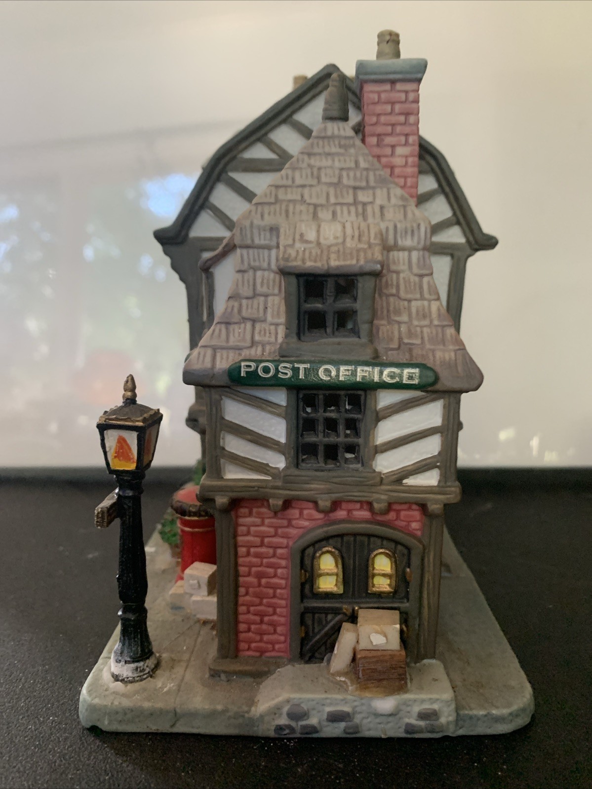 Lemax Enchanted Forest 2006 Tudor Post Office W/Box See Description