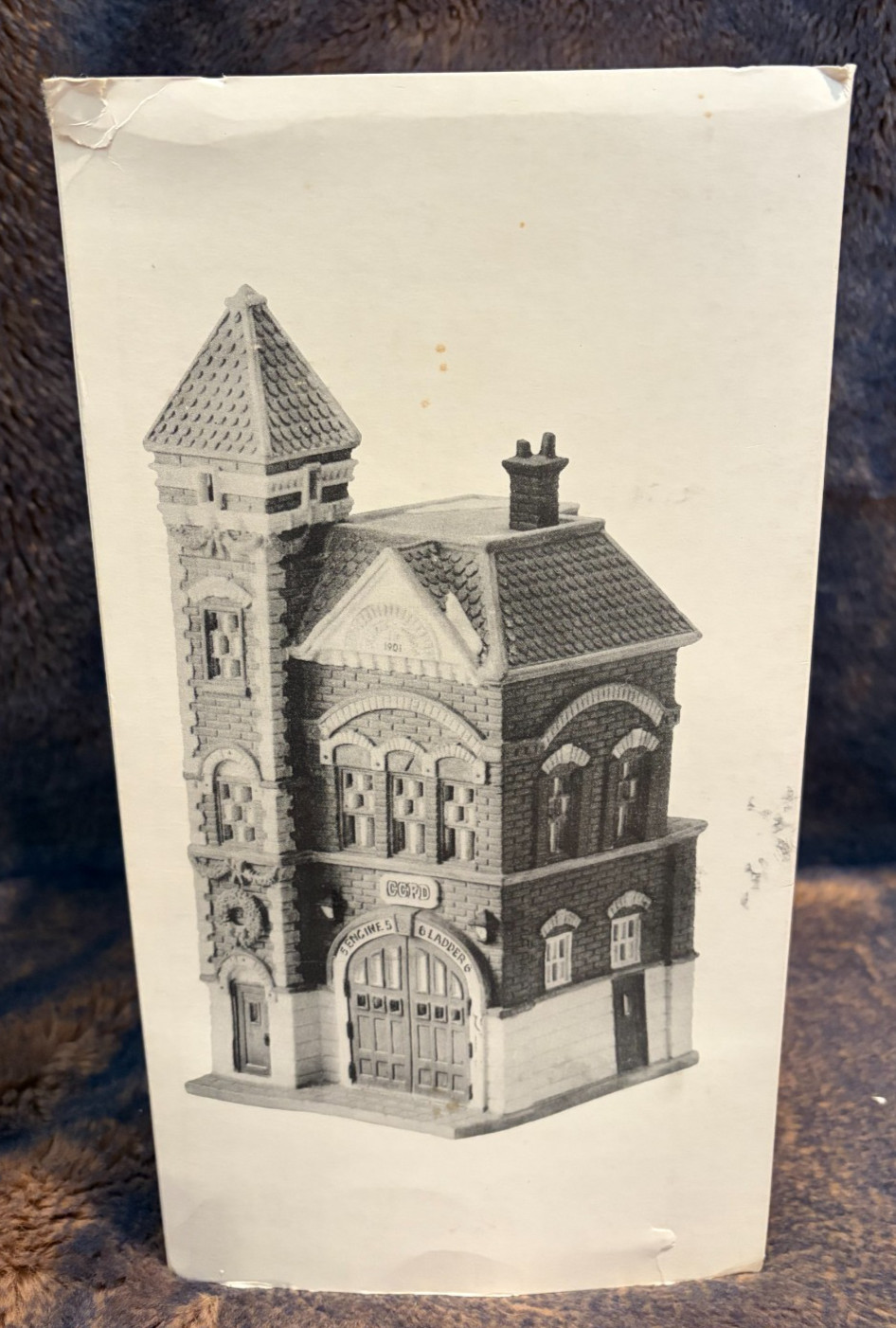 Department 56 “Red Brick Fire Station” #5536-0 Christmas In The City Series