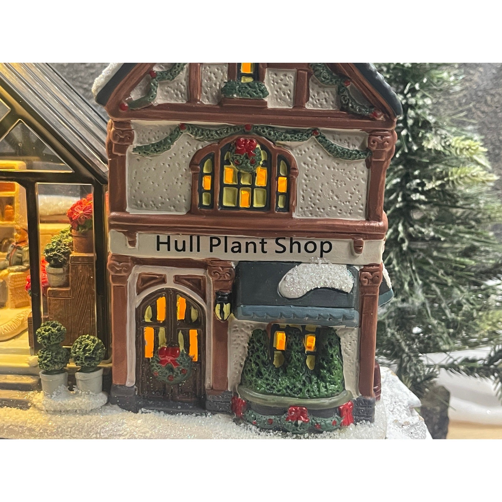 Carole Towne HULL PLANT SHOP LED Lighted Christmas Village 20th Anniversary 2022