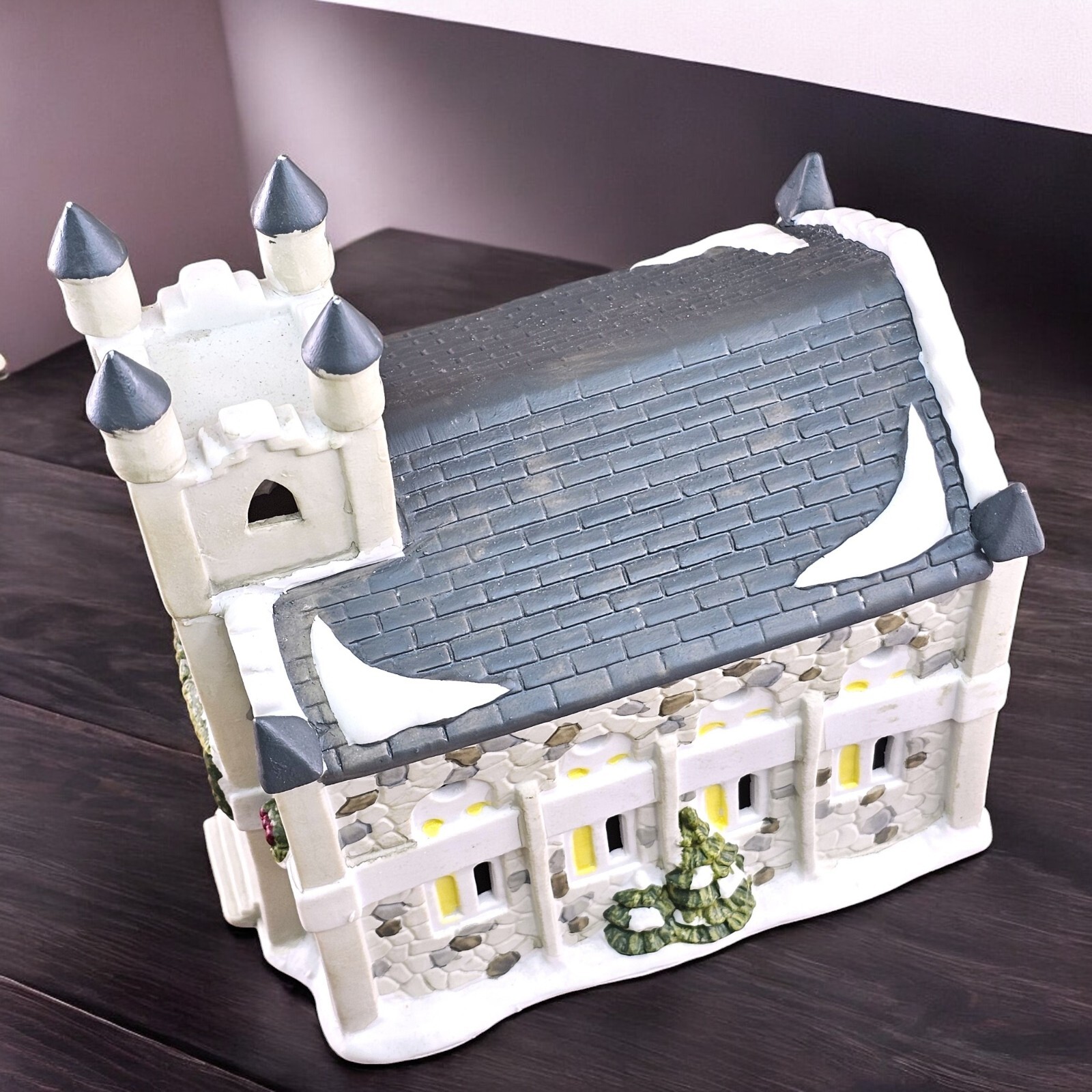 Vintage Pacific Rim Porcelain Christmas Queens Road Church Village House Taiwan