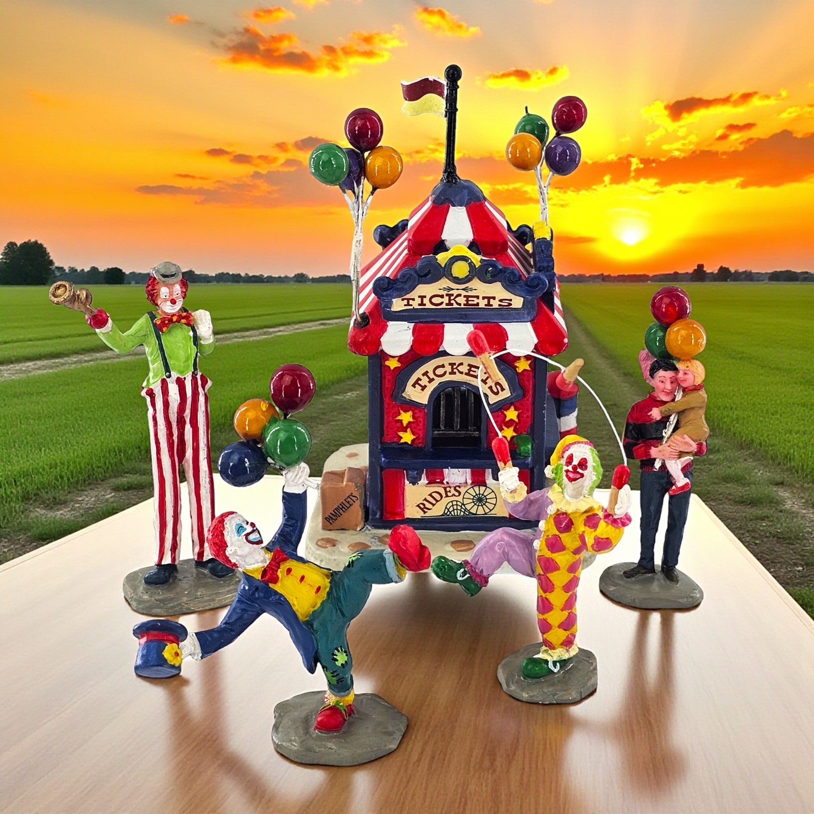 Lemax Carnival Ticket Booth Clown Fair Circus Village Collection 63563 Set READ