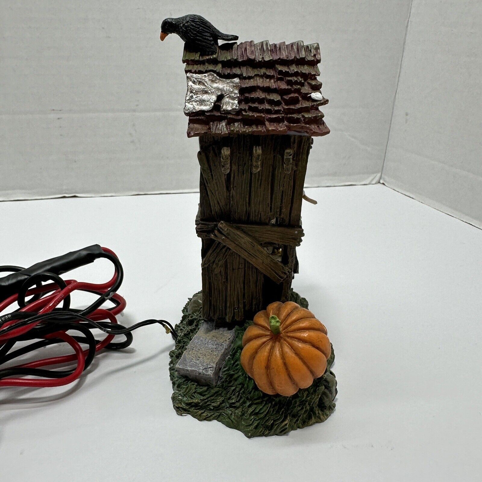 Dept 56 Halloween Village Accessories Lighted Haunted Outhouse – Damaged