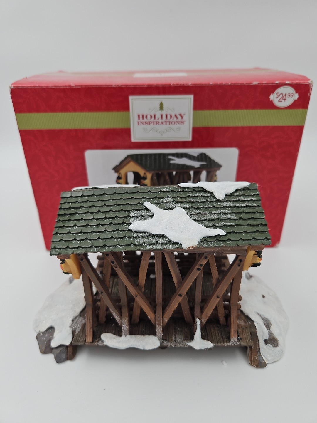 Enchanted Forest Christmas Village Covered Bridge 2015 Box Snow Lantern Wood