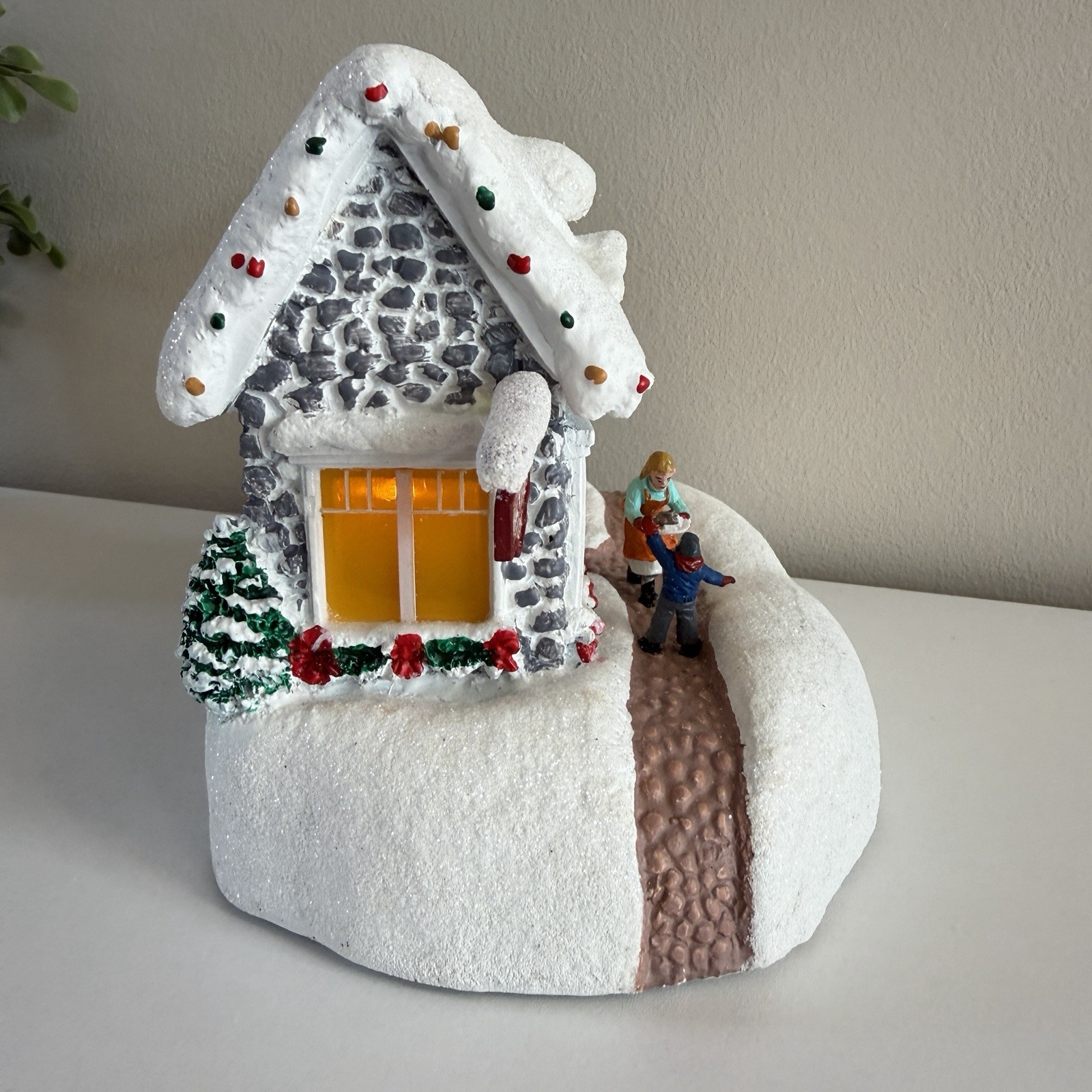 Thomas Kinkade Teleflora 2022 Snowflake Fudge Shoppe Light-Up Collectible