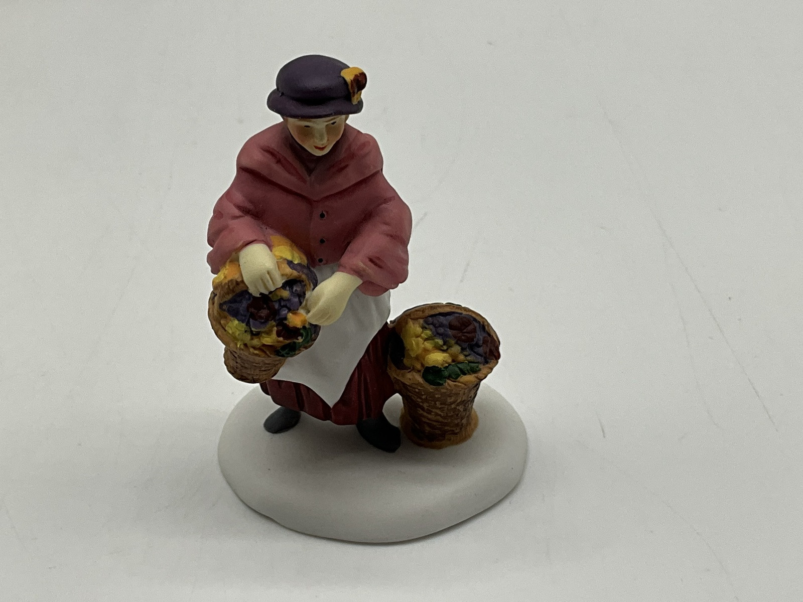 Department 56, Doolittle’s Flowers Chelsea Market Fruit Monger (58157) Christmas