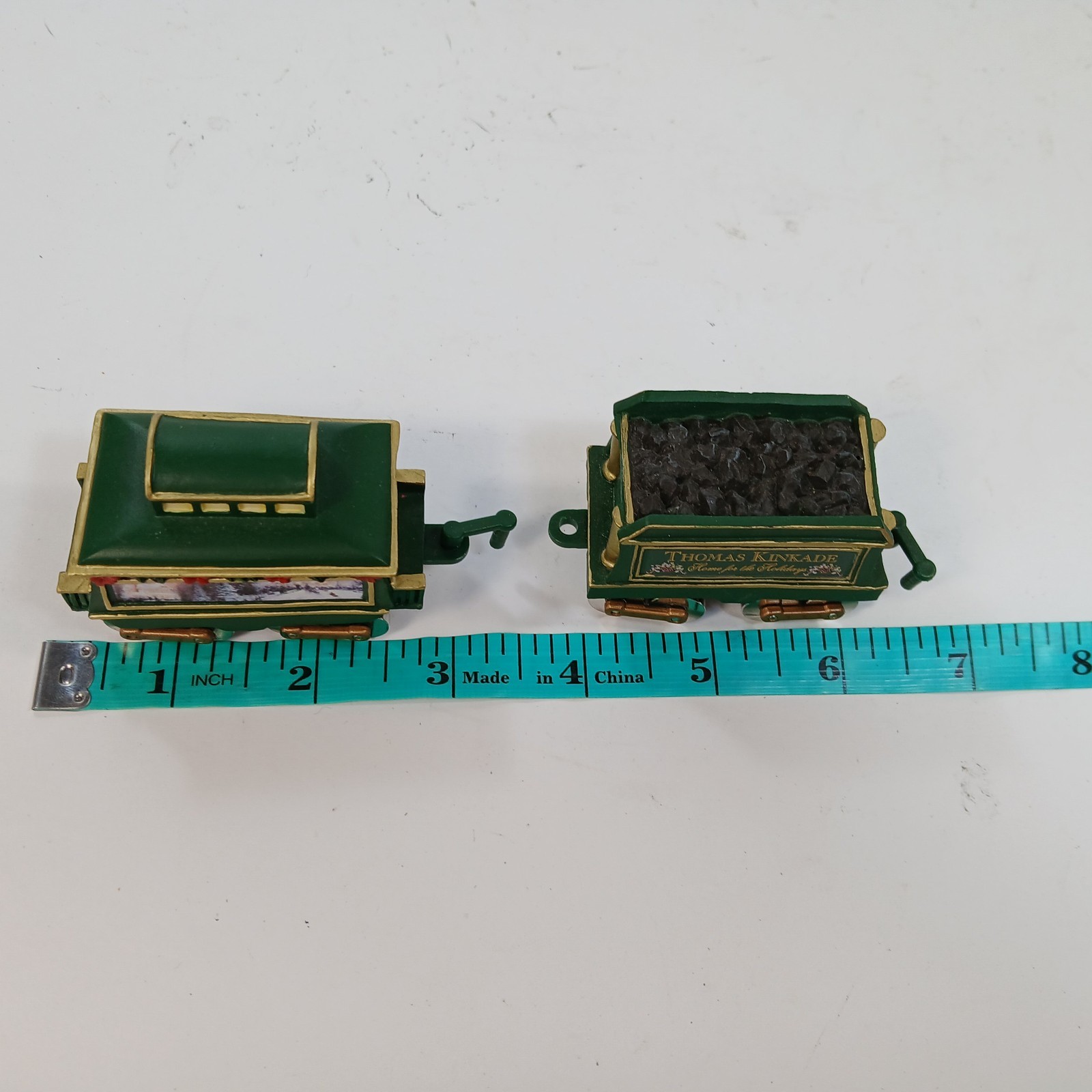 THOMAS KINKADE Home For The Holidays REPLACEMENT TRAIN CARS