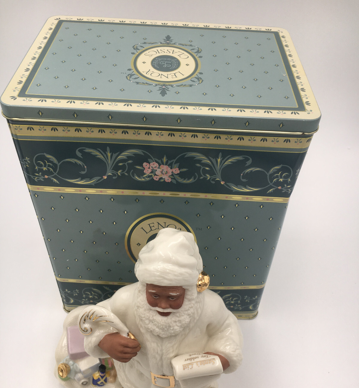 Lenox-Santa’s List African American Santa 9″ (See Below) #6014971