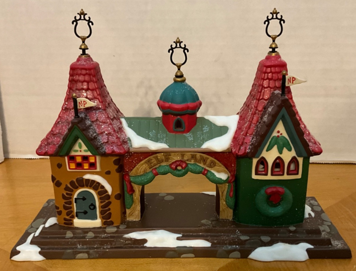 Department 56 Welcome to Elf Land Gateway Entrance 56431 Elfland VGC IN BOX