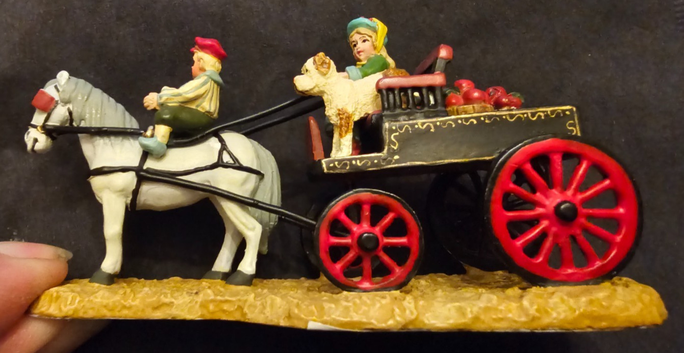 DEPT 56 SEASONS BAY BACK FROM THE ORCHARD 53320 SNOW VILLAGE