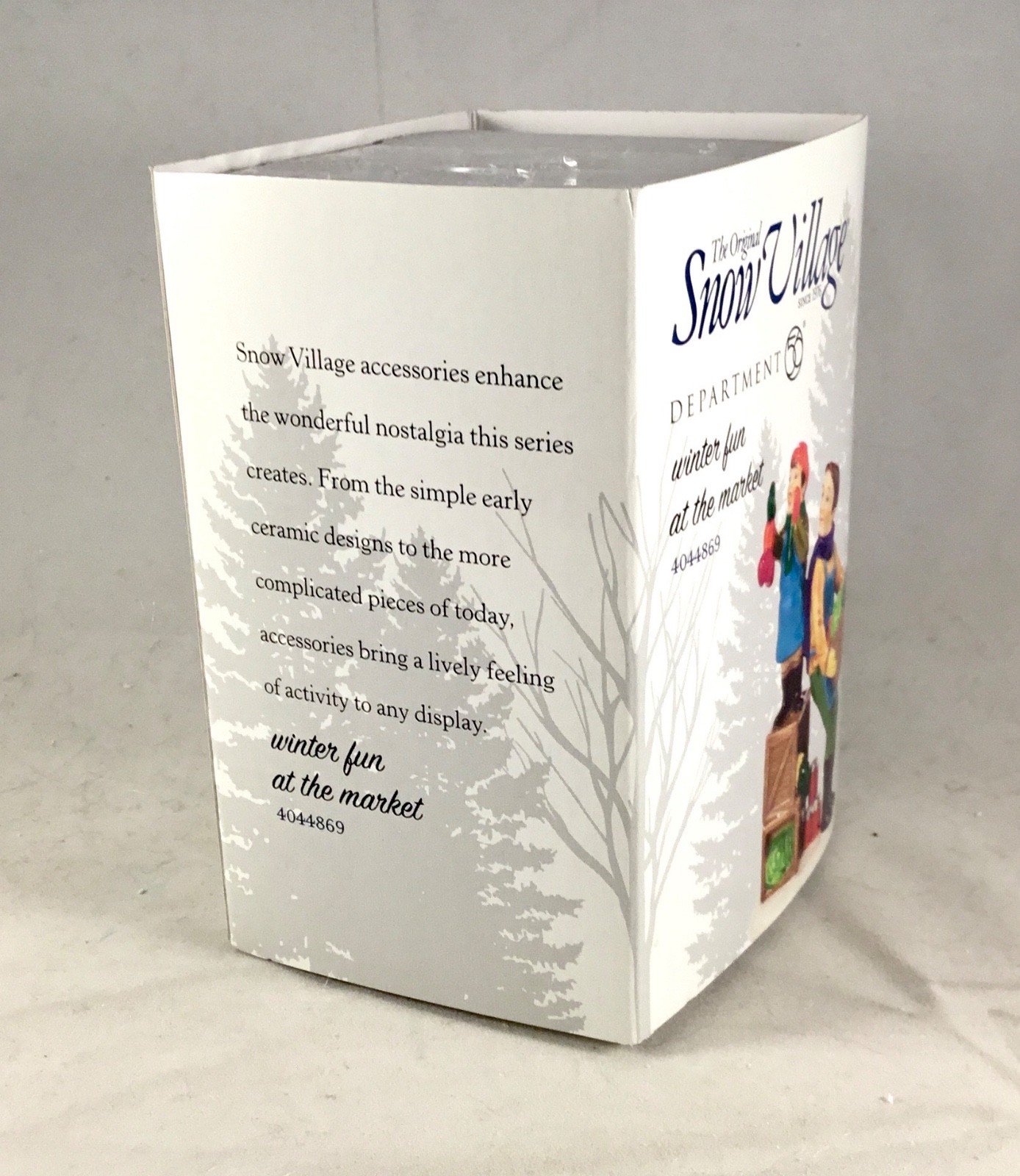 Dept 56 WINTER FUN AT THE MARKET 4044869 Snow Village Farmers’ Market D56 New