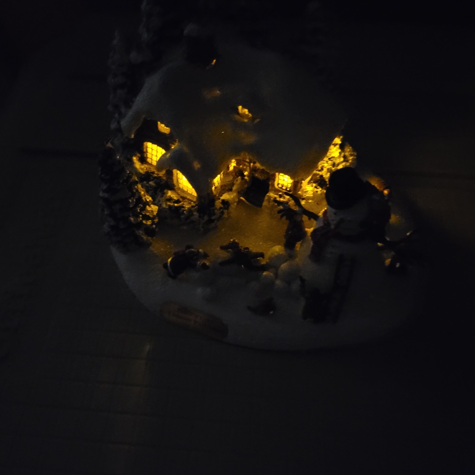 *Thomas Kinkade Painter Of Light Everett’s Cottage Lights Christmas Village FLAW