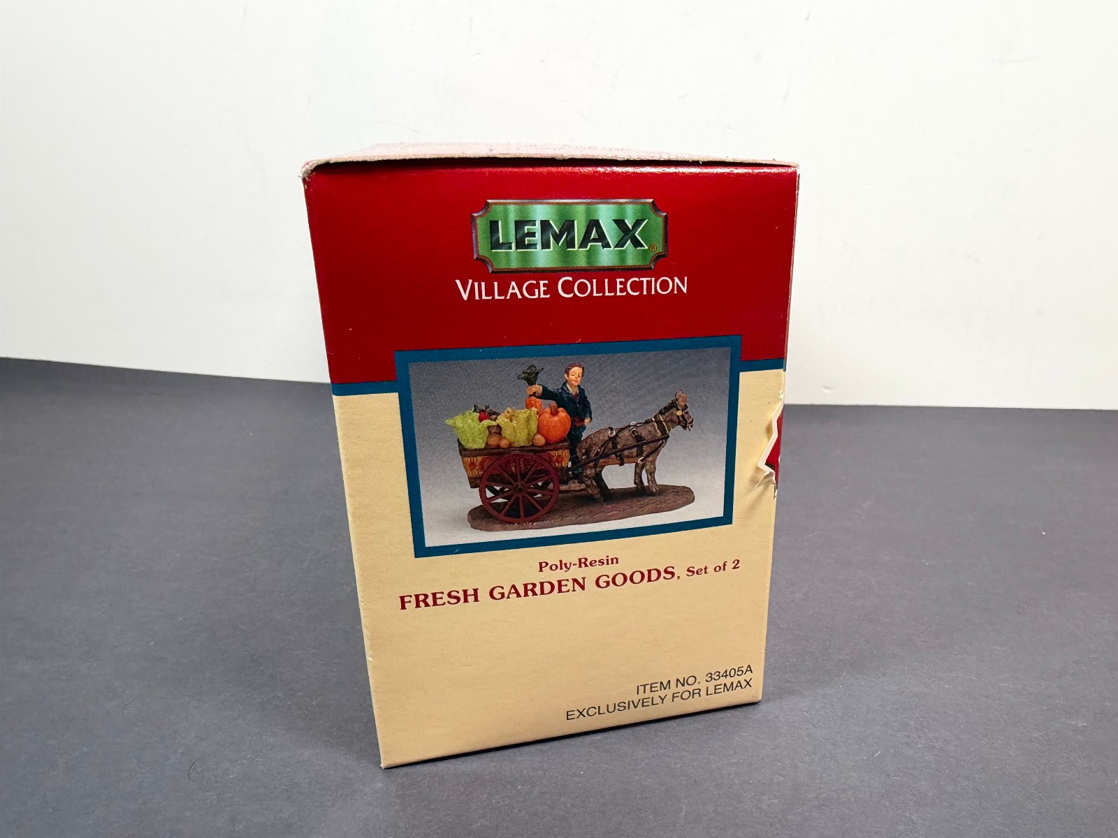 Lemax FRESH GARDEN GOODS Poly-Resin Christmas Figure Set 2003 33405A